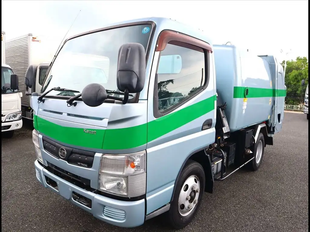 日産UD その他 小型 パッカー車 巻き込み式 回転ダンプ式の中古トラック画像1