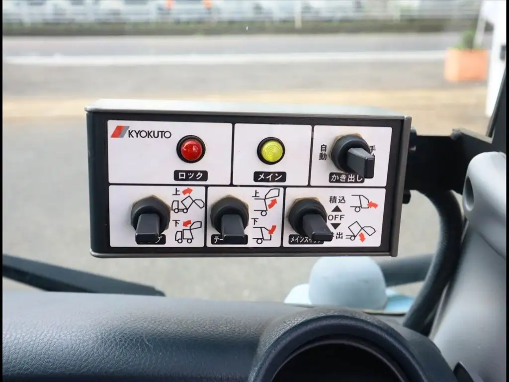 日産UD その他 小型 パッカー車 巻き込み式 回転ダンプ式の中古トラック画像14