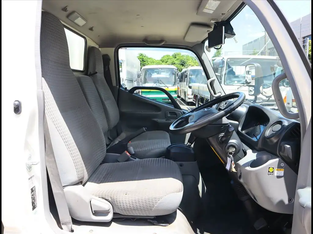 日野 デュトロ 小型 ウイング 幌ウイング TPG-XZU605Mの中古トラック画像12