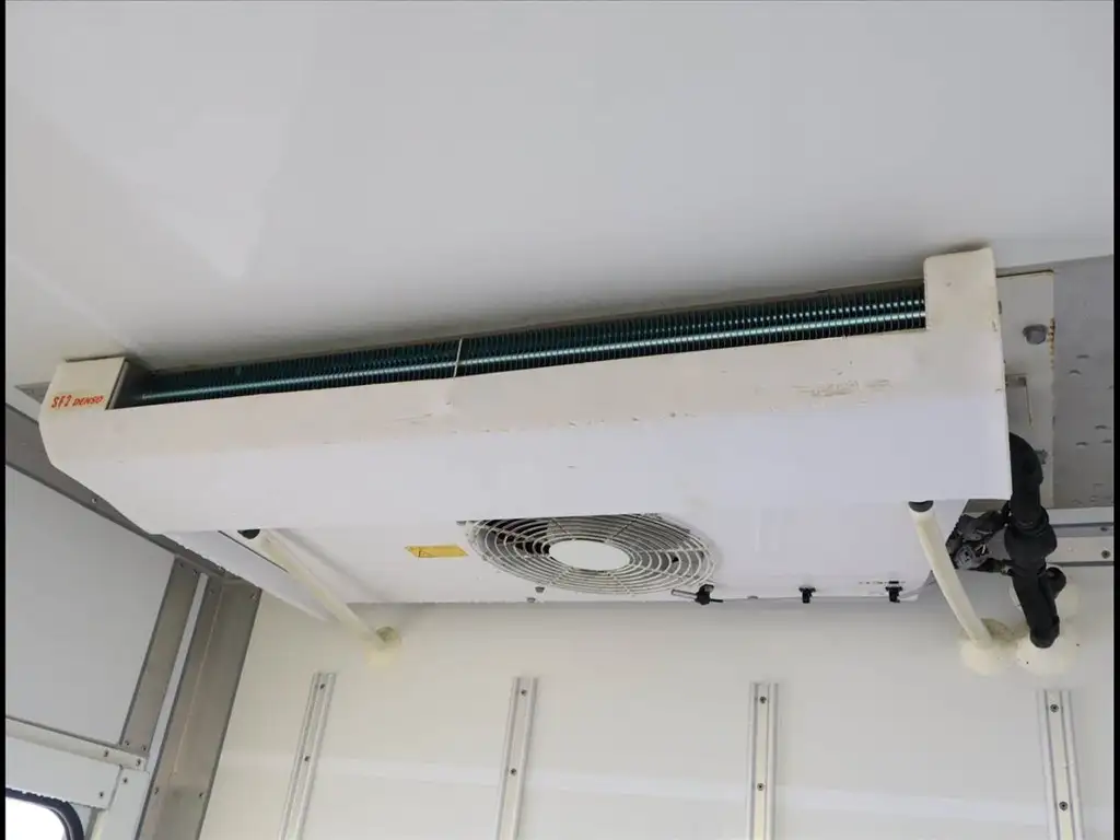 トヨタ ダイナ 小型 冷凍冷蔵 中温 床ステンの中古トラック画像10