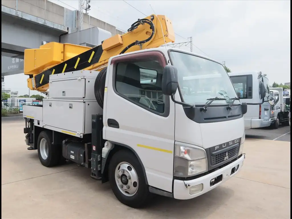 三菱 キャンター 小型 高所・建柱車 高所作業車 電工仕様の中古トラック画像2