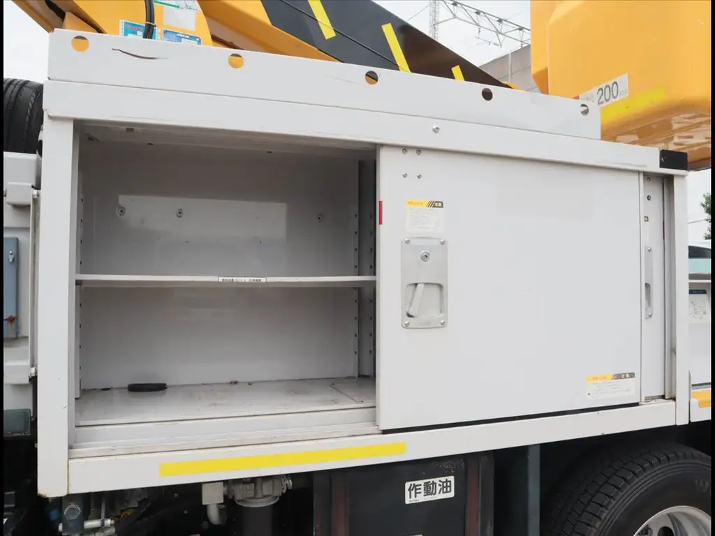 三菱 キャンター 小型 高所・建柱車 高所作業車 電工仕様の中古トラック画像8