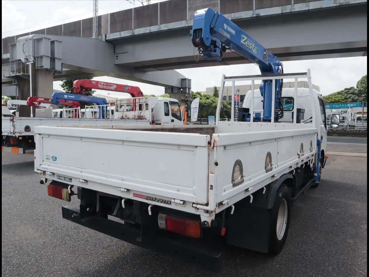 日野 デュトロ 小型 クレーン付 3段 ラジコンの中古トラック画像3