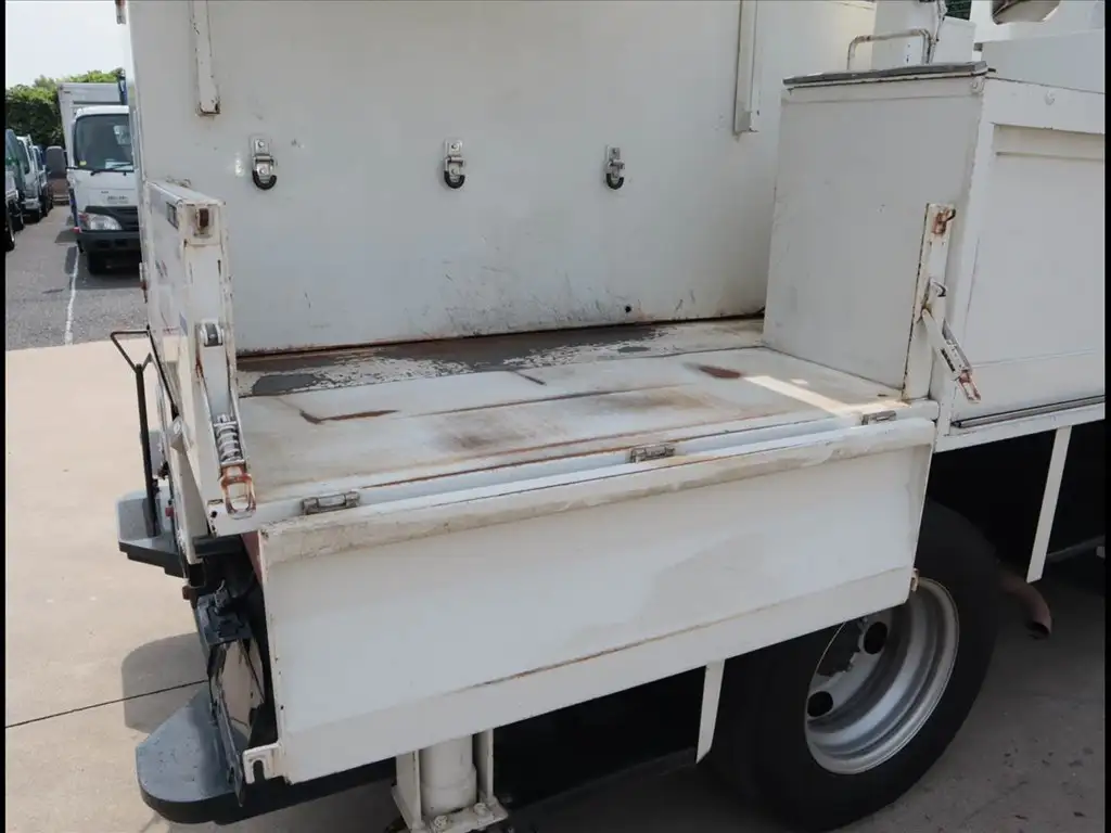 日野 デュトロ 小型 高所・建柱車 高所作業車 TKG-XZU600X の