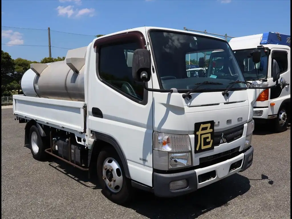三菱 キャンター 小型 タンク車 ローリー TKG-FBA20の中古トラック画像2
