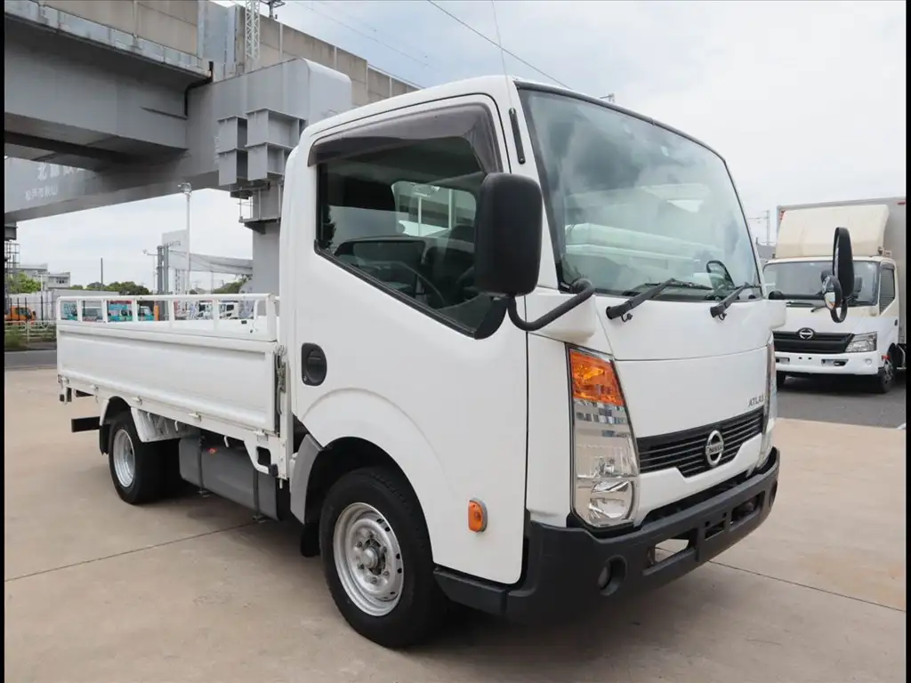 日産 アトラス 小型 平ボディ CBF-SQ2F24 H28の中古トラック画像2