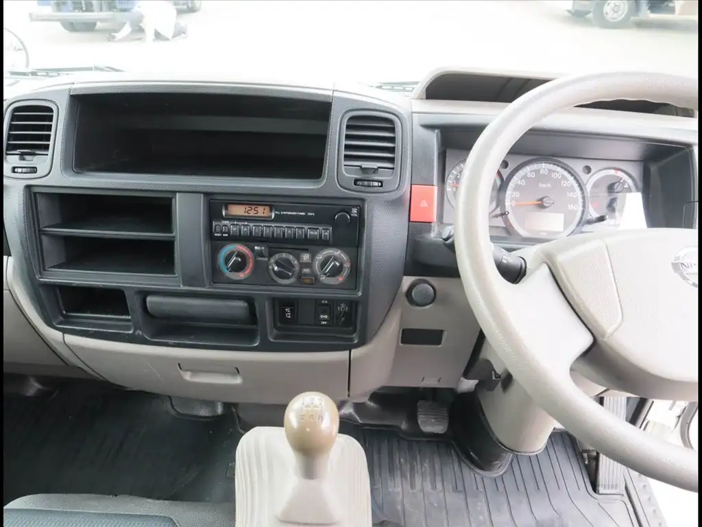 日産 アトラス 小型 平ボディ CBF-SQ2F24 H28の中古トラック画像12