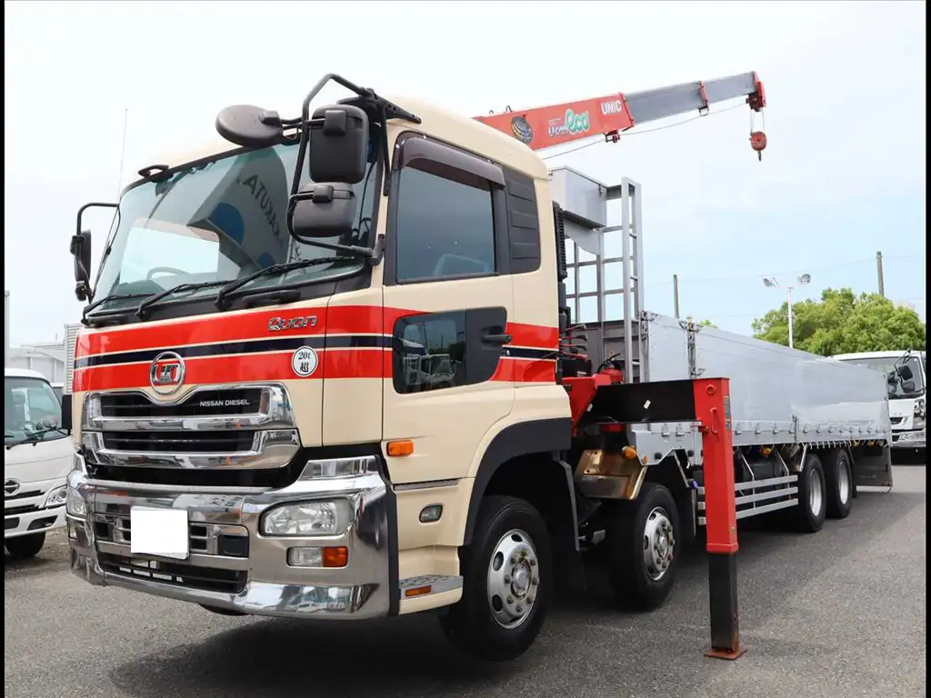 日産UD クオン 大型 クレーン付 床鉄板 アルミブロックの中古トラック画像1