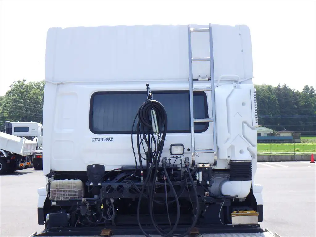 日産UD クオン 大型 トラクター ハイルーフ 1デフの中古トラック画像6