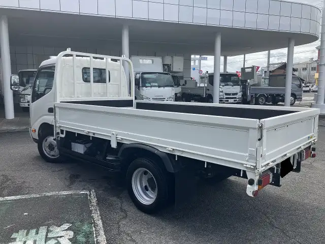 トヨタ ダイナ 小型 平ボディ TKG-XZU685 H27の中古トラック画像4