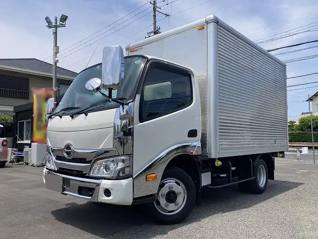 日野 デュトロ 小型 アルミバン 2RG-XZC605M R4の中古トラック画像1