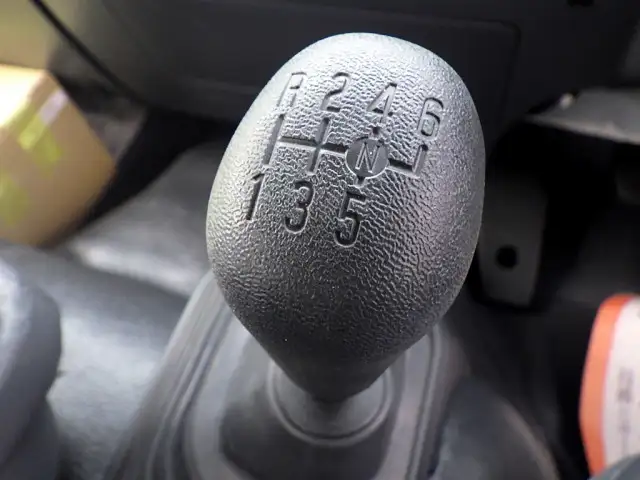 日産UD コンドル 中型/増トン アームロール ツインホイスト 2RG-BRR90S1の中古トラック画像11