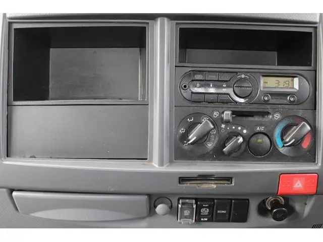いすゞ エルフ 小型 平ボディ 床鉄板 の中古トラック画像12
