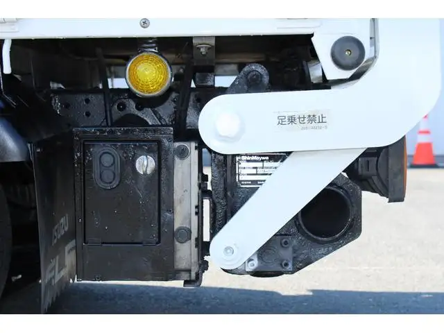 いすゞ エルフ 小型 平ボディ Wキャブ パワーゲートの中古トラック画像18