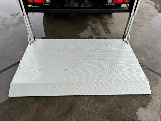 日産 アトラス 小型 平ボディ パワーゲート 床鉄板の中古トラック画像6