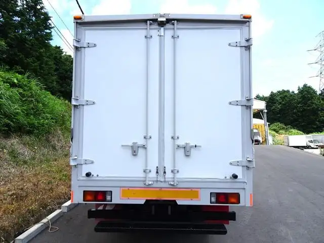 三菱 キャンター 小型 ウイング PDG-FE83DY H22の中古トラック画像3
