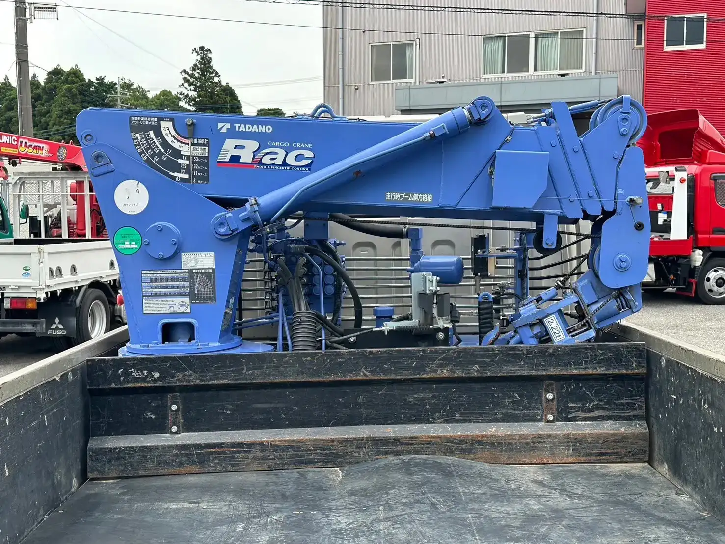 三菱 キャンター 小型 クレーン付 横置簡易クレーン パワーゲートの中古トラック画像6