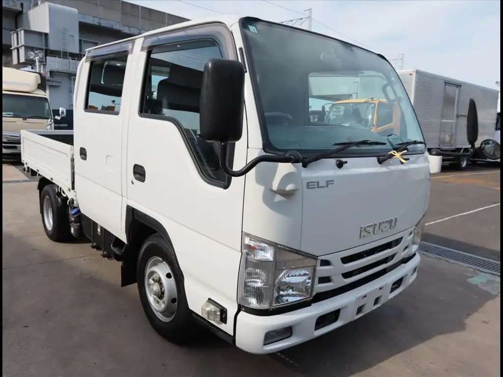 いすゞ エルフ 小型 平ボディ Wキャブ 2RG-NHR88Aの中古トラック画像2