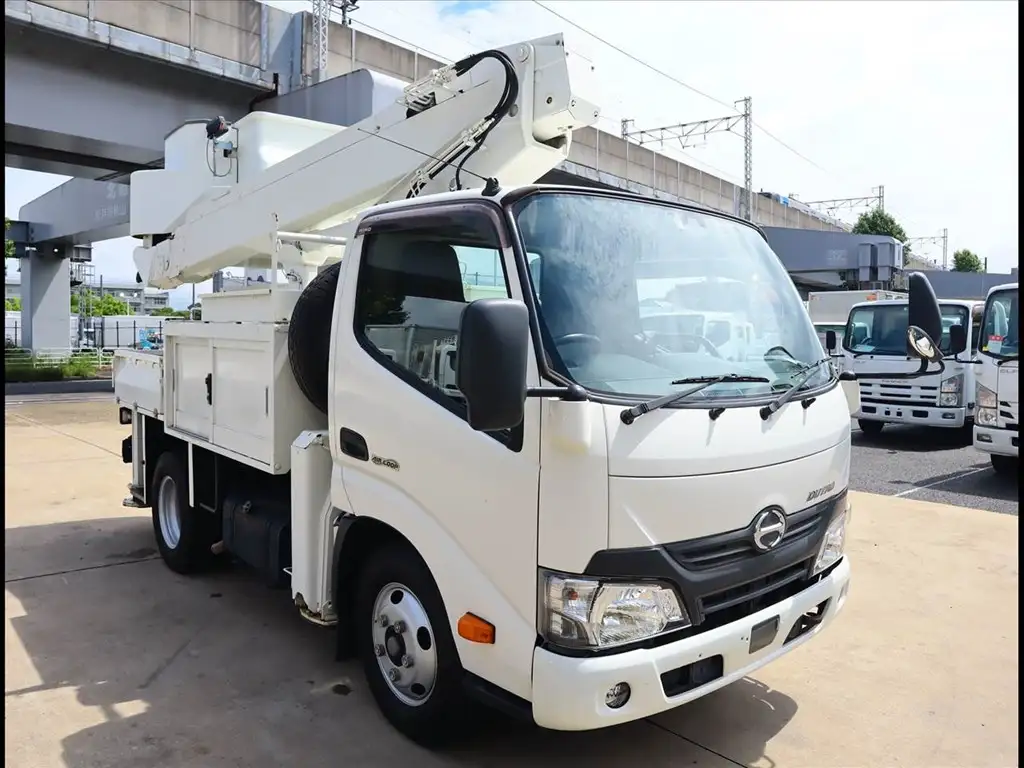 日野 デュトロ 小型 高所・建柱車 高所作業車 電工仕様の中古トラック画像2