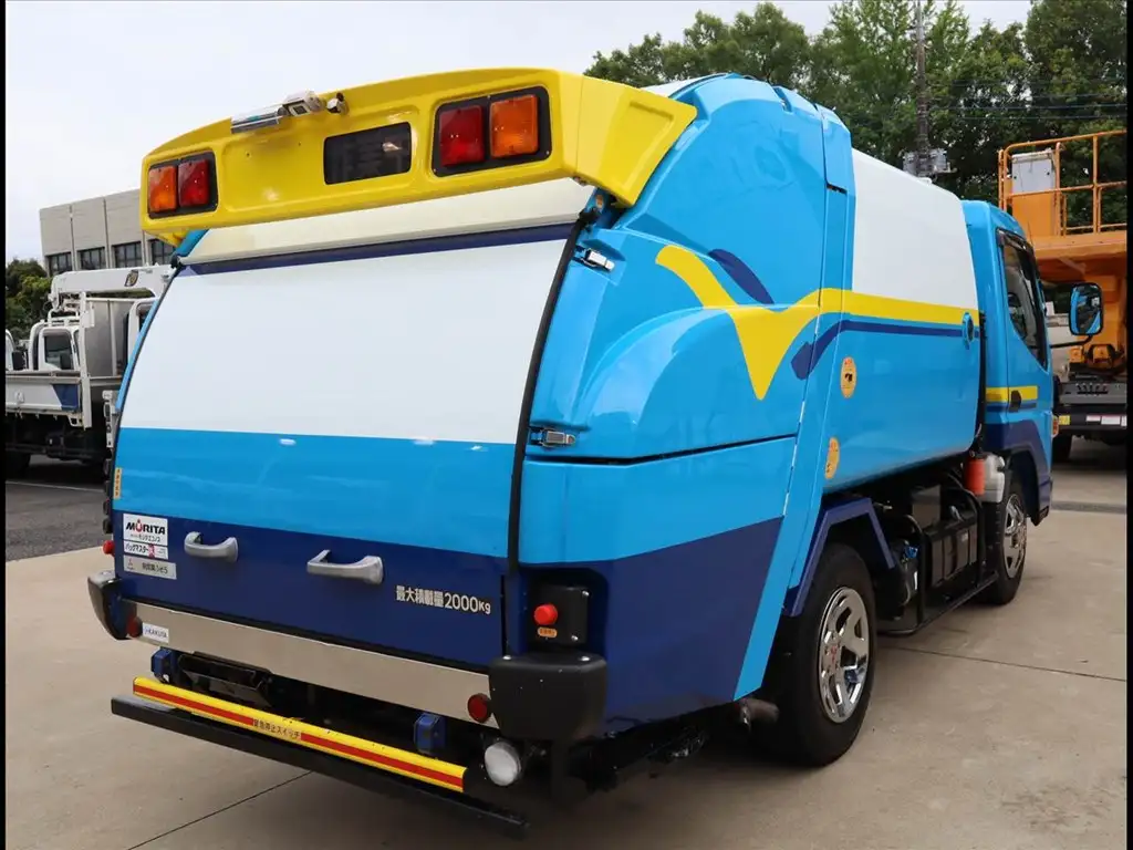三菱 キャンター 小型 パッカー車 巻き込み式 回転ダンプ式の中古トラック画像3