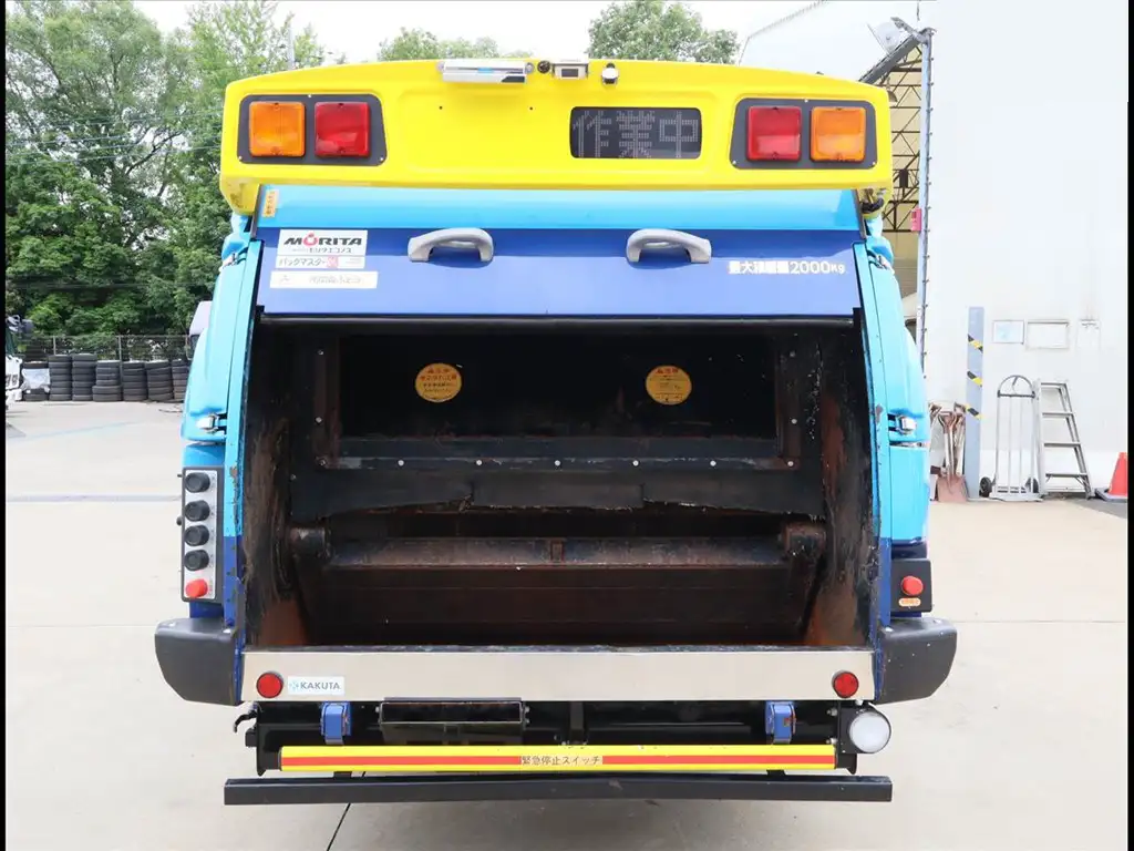 三菱 キャンター 小型 パッカー車 巻き込み式 回転ダンプ式の中古トラック画像4