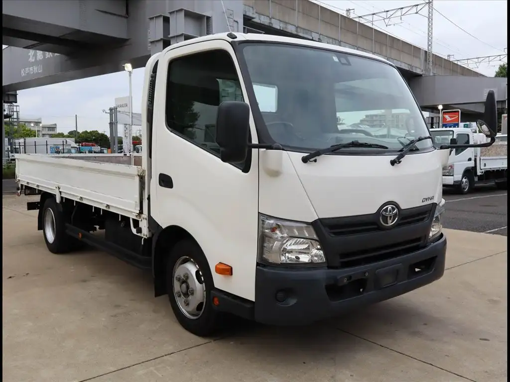 トヨタ ダイナ 小型 平ボディ TPG-XZC710 H29の中古トラック画像2