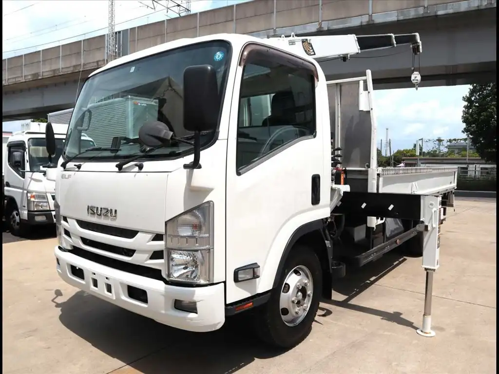 いすゞ エルフ 小型 クレーン付 3段 ラジコン の中古トラック【車両No.167979】
