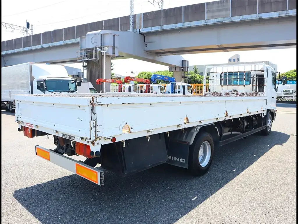 日野 レンジャー 中型/増トン 平ボディ 床鉄板 ベッドの中古トラック画像3
