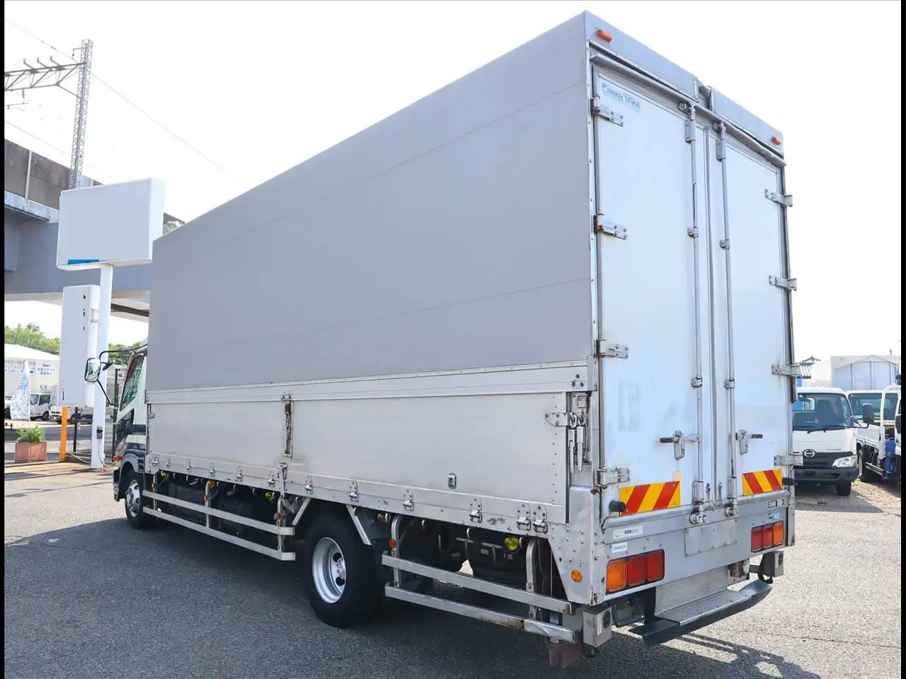 三菱 ファイター 中型/増トン ウイング ベッド TKG-FK61Fの中古トラック画像4