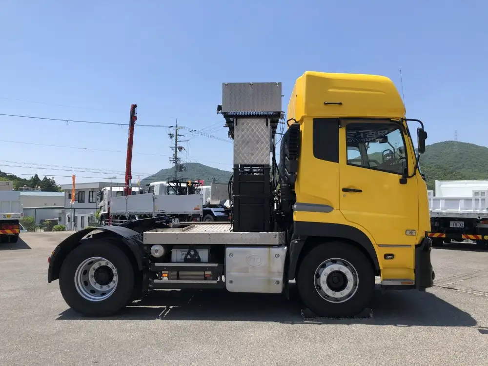 日産UD クオン 大型 トラクター ハイルーフ 1デフの中古トラック画像3