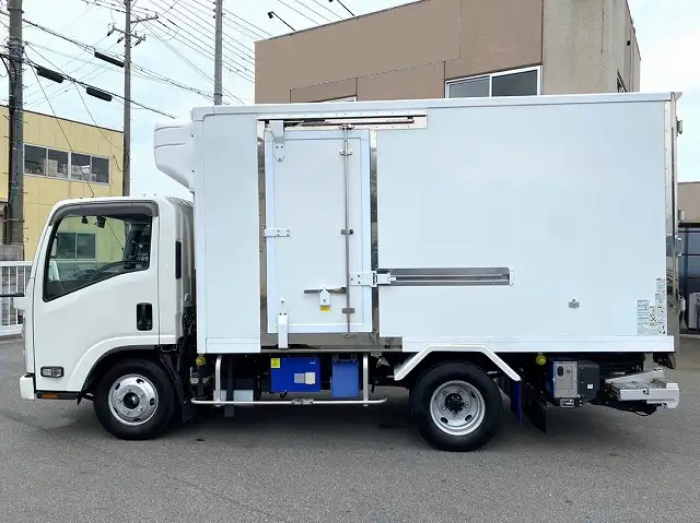いすゞ エルフ 小型 冷凍冷蔵 低温 パワーゲートの中古トラック画像5
