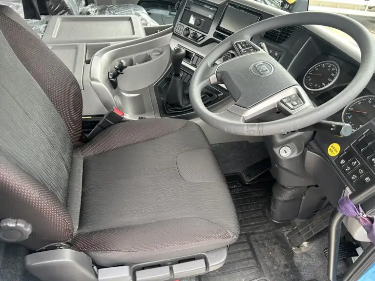 日産UD クオン 大型 トラクター 1デフ エアサスの中古トラック画像10