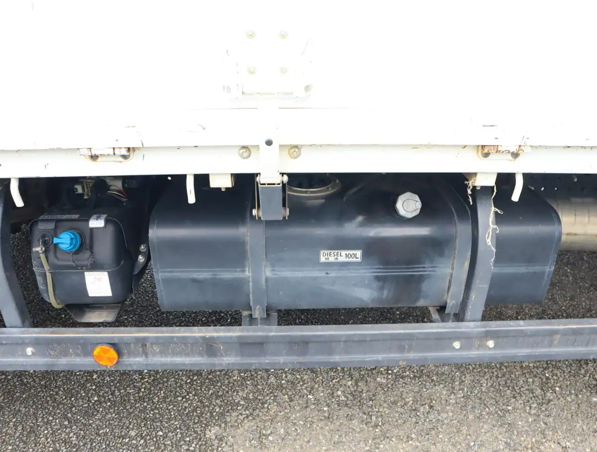 三菱 キャンター 小型 平ボディ 2PG-FEBS0 R2の中古トラック画像19