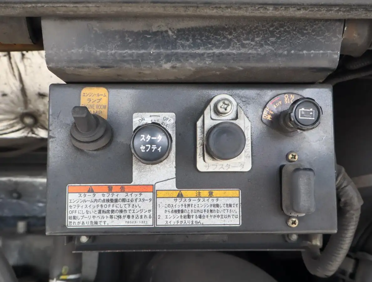 いすゞ ガーラミオ 中型/増トン バス 観光バス BDG-RR7JJBJの中古トラック画像16
