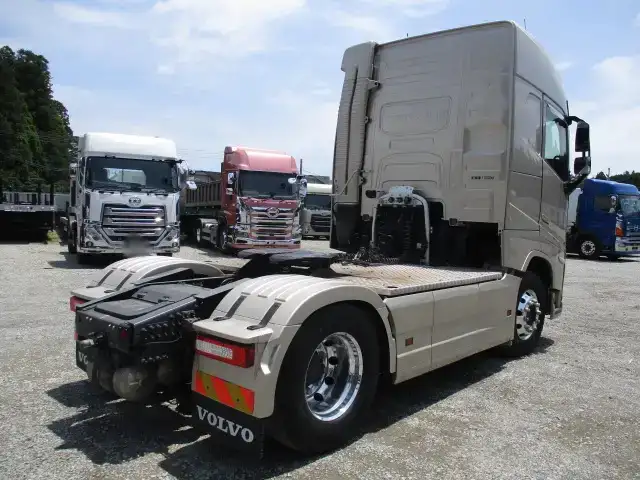 ボルボ トラック 大型 トラクター ハイルーフ 1デフの中古トラック画像2