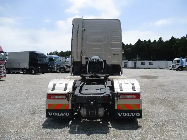 ボルボ トラック 大型 トラクター ハイルーフ 1デフの中古トラック画像3
