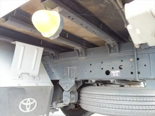 トヨタ トヨエース 小型 アルミバン サイドドア TPG-XZC605の中古トラック画像像17