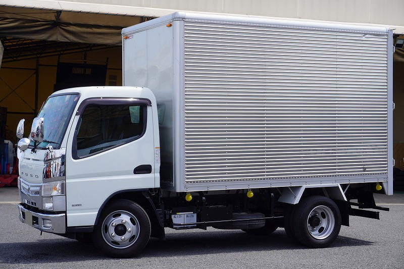 いすゞ エルフ 小型 高所・建柱車 高所作業車 電工仕様 の中古トラック【車両No.170089】