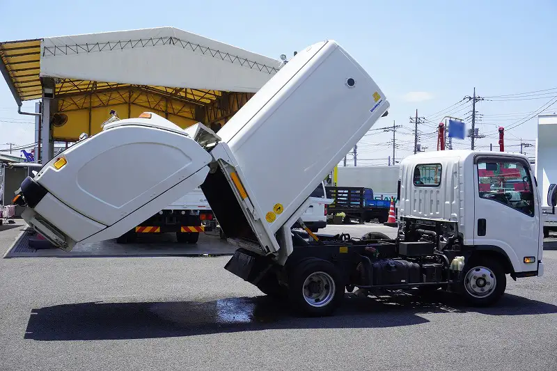 いすゞ エルフ 小型 パッカー車 巻き込み式 回転ダンプ式の中古トラック画像5