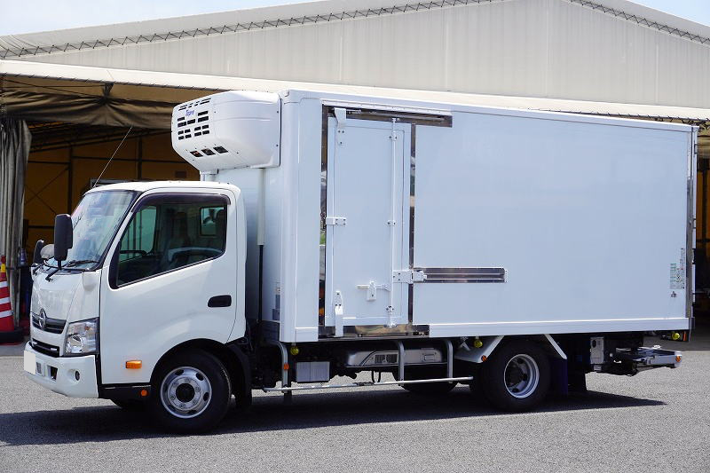 日野 デュトロ 小型 冷凍冷蔵 ワイドロング TPG-XZU712M