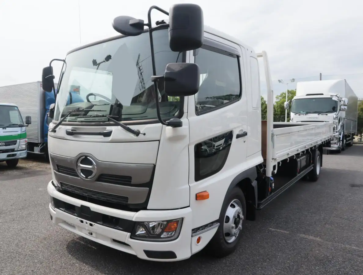 日野 レンジャー 中型/増トン 平ボディ ベッド 2PG-FD2ABAの中古トラック画像1