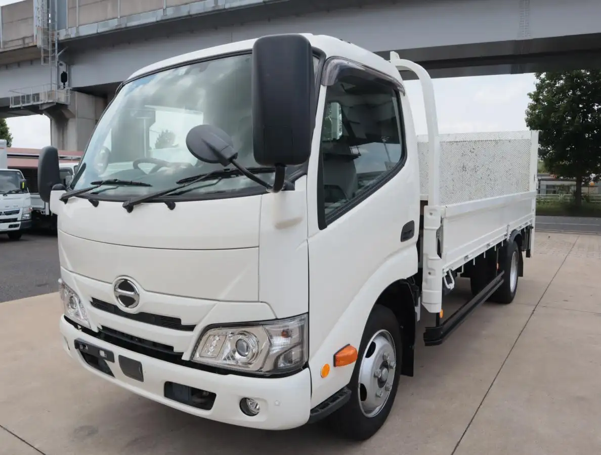 日野 デュトロ 小型 平ボディ パワーゲート 2RG-XZU655Mの中古トラック画像1