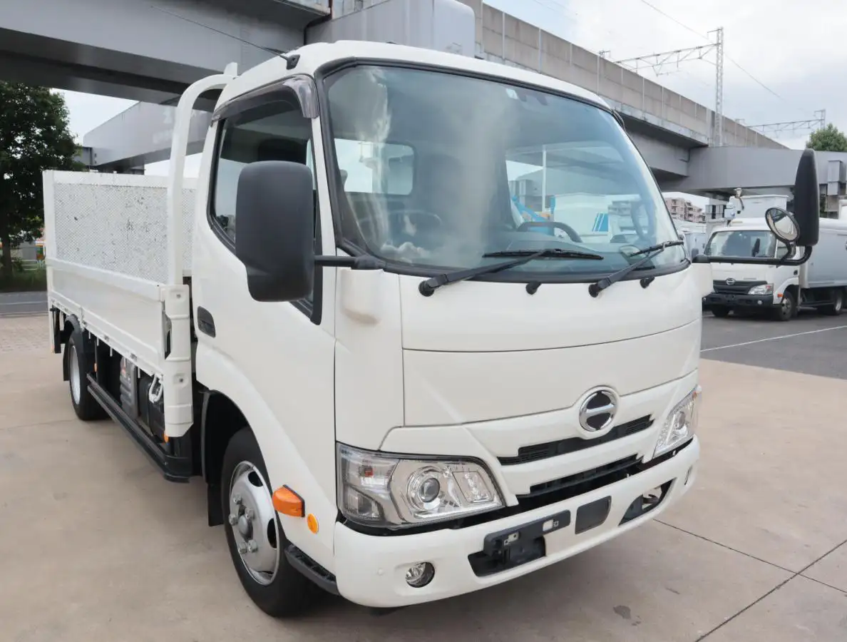日野 デュトロ 小型 平ボディ パワーゲート 2RG-XZU655Mの中古トラック画像2