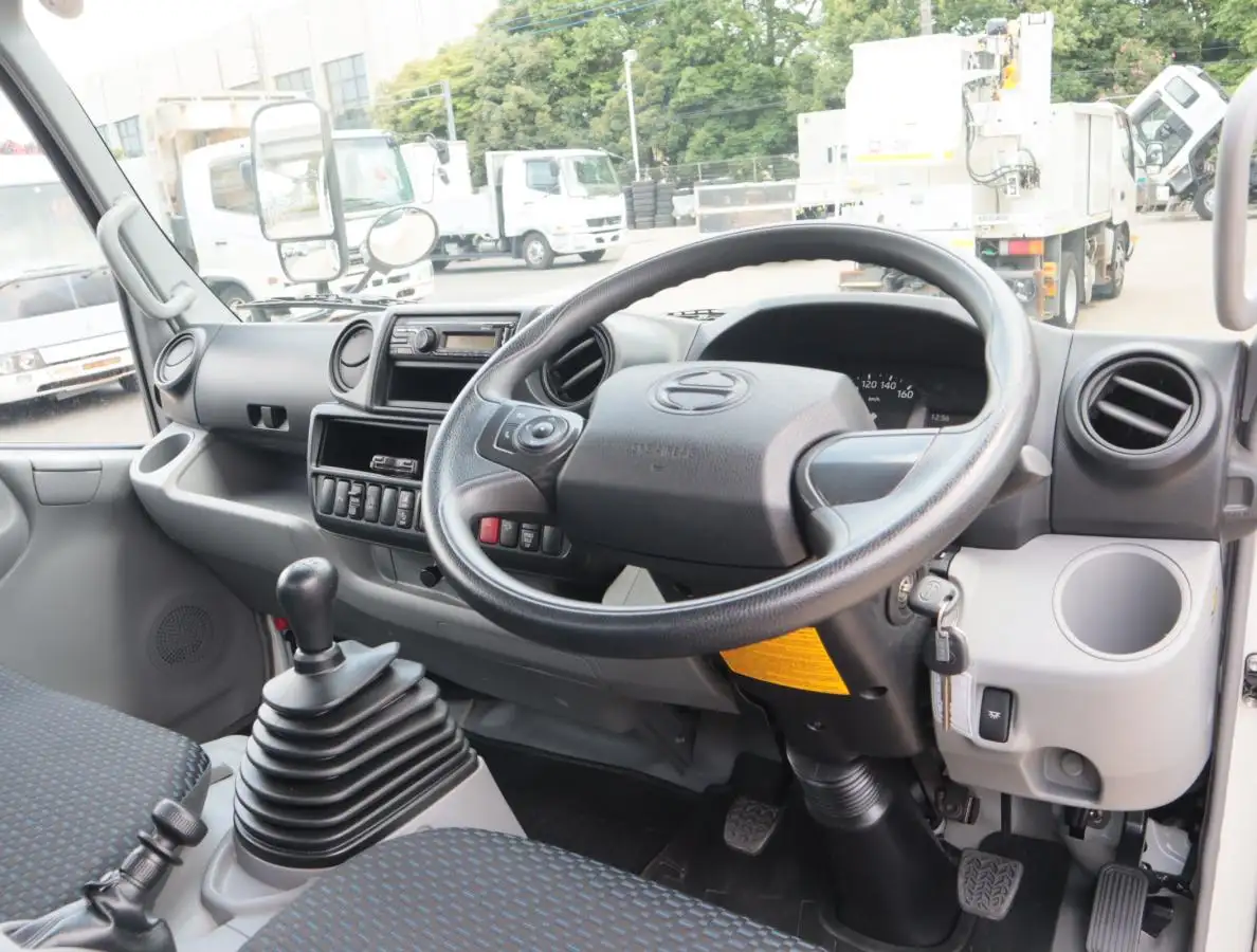 日野 デュトロ 小型 平ボディ パワーゲート 2RG-XZU655Mの中古トラック画像11