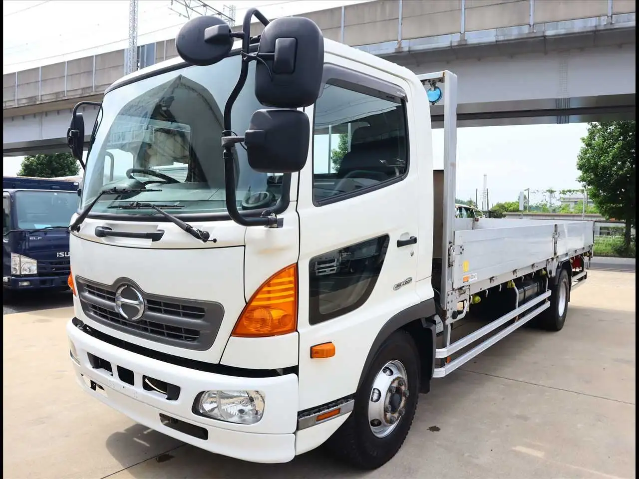 日野 レンジャー 中型/増トン 平ボディ アルミブロック TKG-FC7JKAA の中古トラック【車両No.168305】
