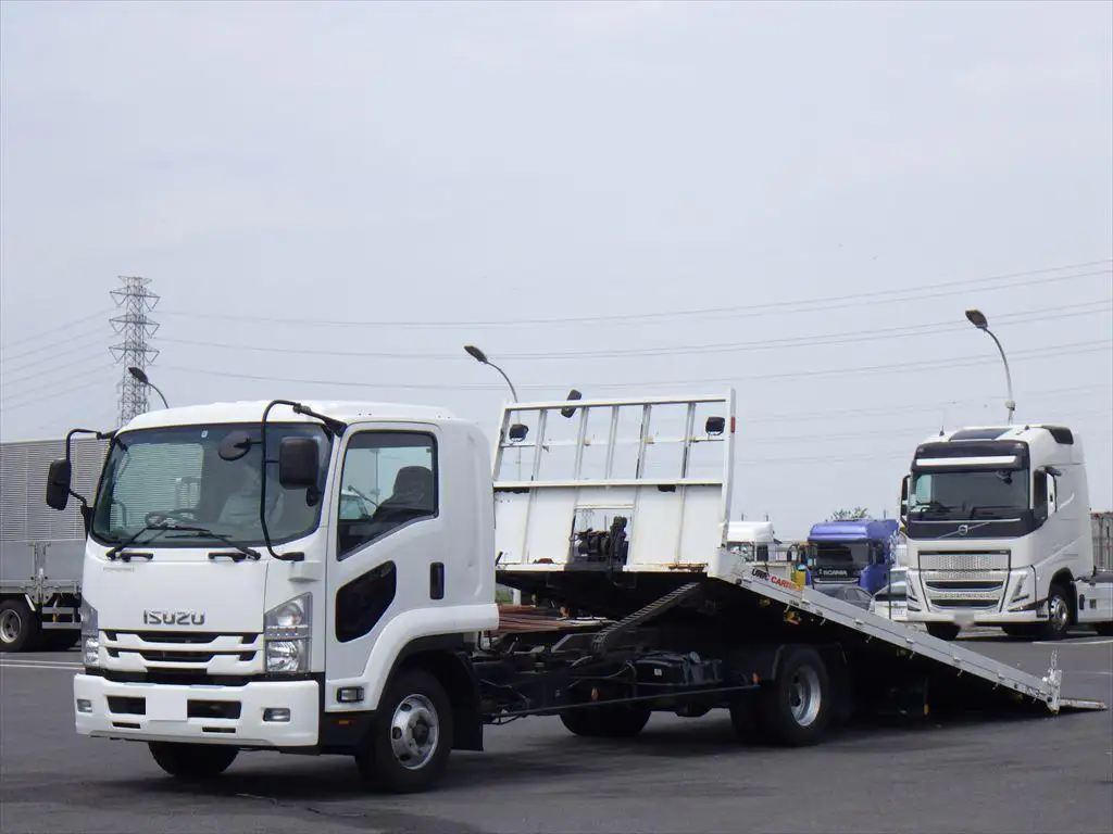 いすゞ フォワード 中型/増トン 車両重機運搬 ラジコン ウインチの中古トラック画像1