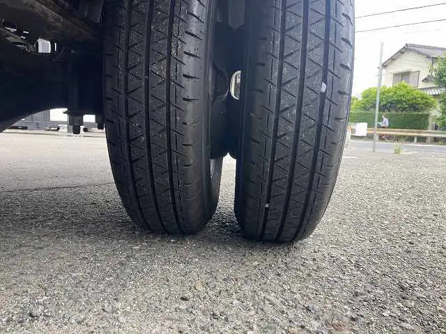 いすゞ エルフ 小型 平ボディ TRG-NHR85A H27の中古トラック画像19