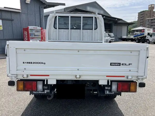 いすゞ エルフ 小型 平ボディ Wキャブ 2RG-NJR88Aの中古トラック画像2