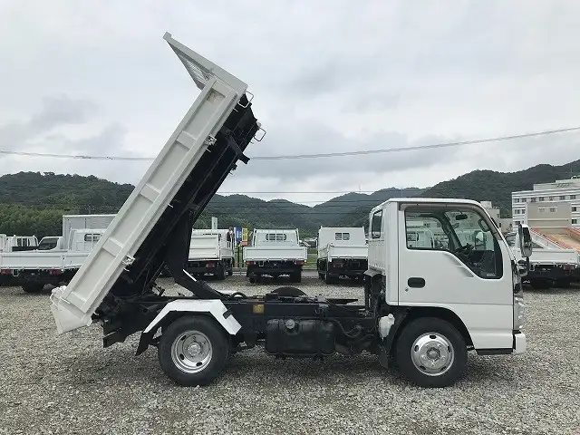 いすゞ エルフ 小型 ダンプ 三転 BKG-NKR85ADの中古トラック画像4