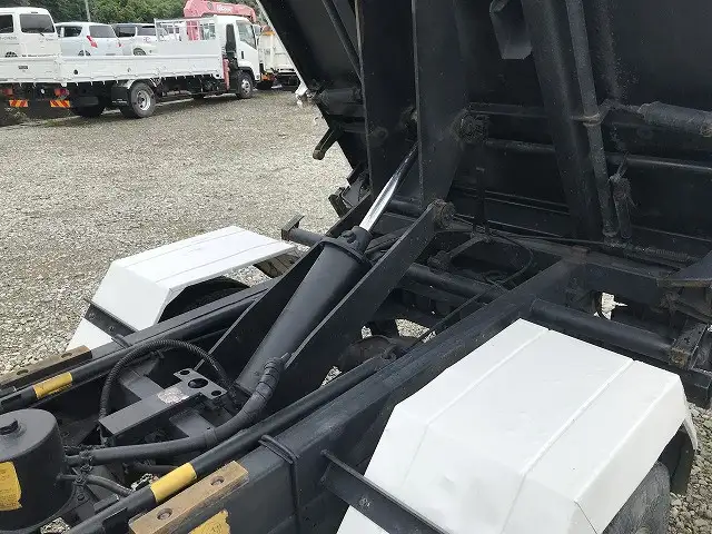 いすゞ エルフ 小型 ダンプ 三転 BKG-NKR85ADの中古トラック画像11